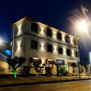 hotel-martini.hotels-amalfi.com/
